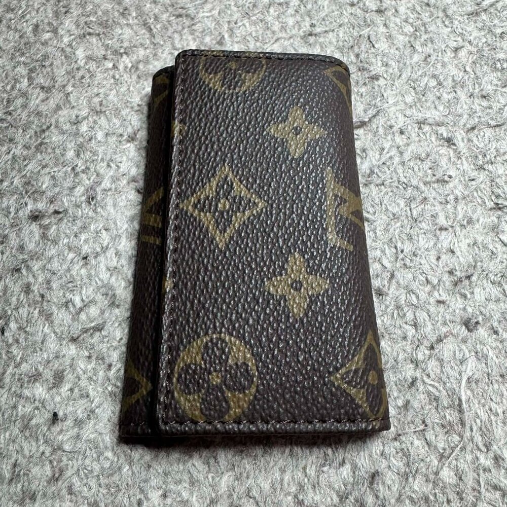 Louis Vuitton Monogram Canvas 6 Key Holder Wallet